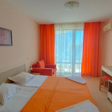 Holiday Apartcomplex Royal Sun Солнечный берег Экстерьер фото