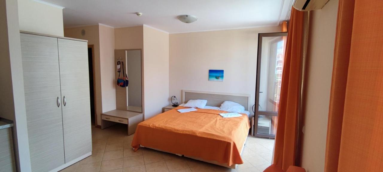 Holiday Apartcomplex Royal Sun Солнечный берег Экстерьер фото